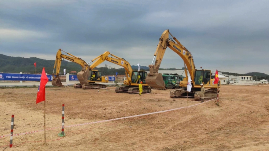 Hợp lực đưa Dự án đường dây 500kV Lào Cai - Vĩnh Yên về đích đúng tiến độ